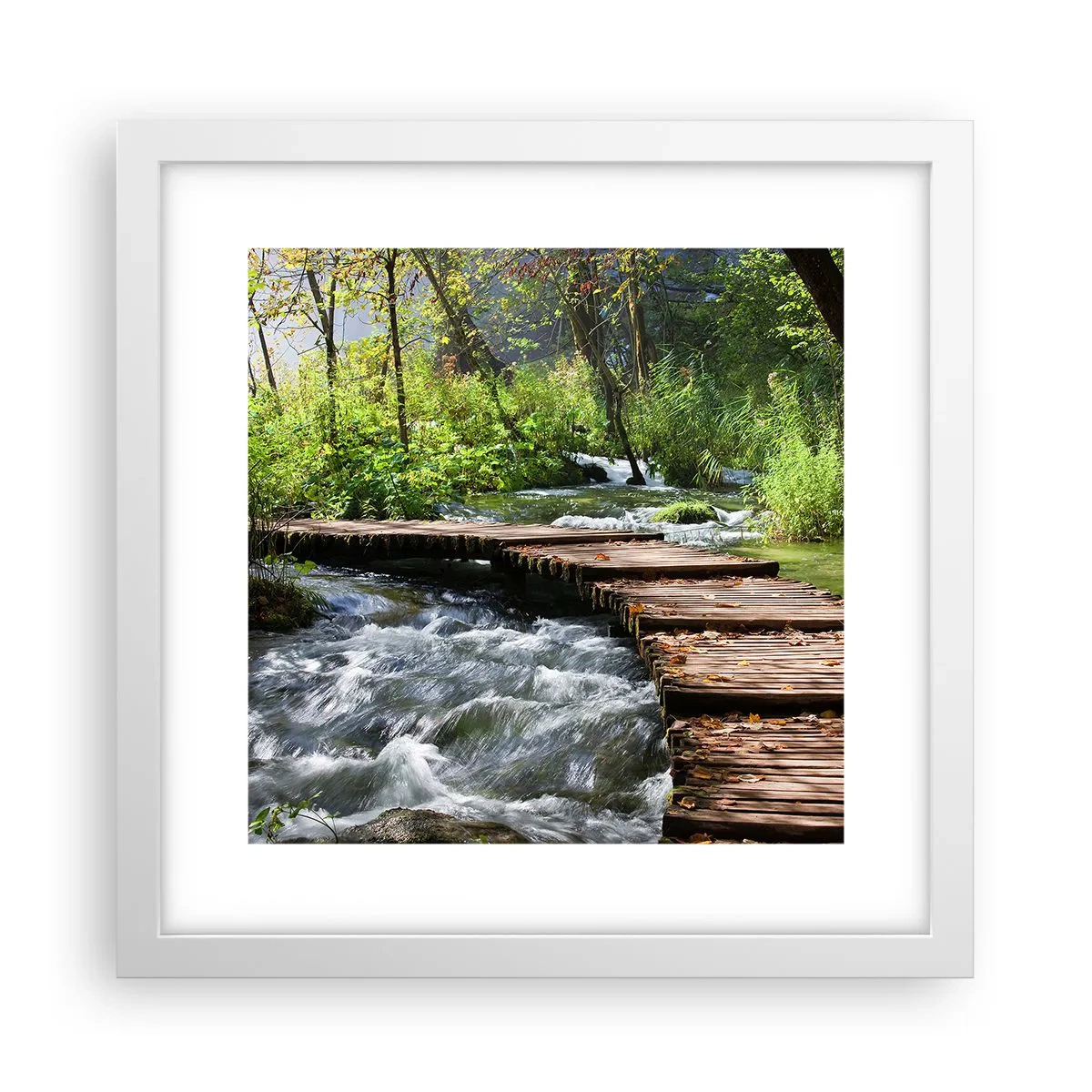 Poster in een witte lijst - Boven de schuimige waterval - 30x30 cm