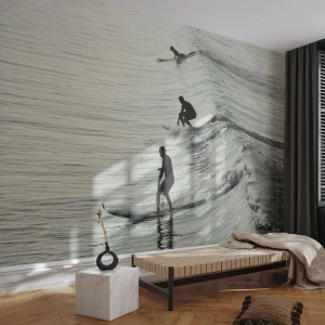 Fotobehang Standard Eco - Surfers op de golven in zwart-wit - 100x70cm - Om de golf te ontmoeten - Moderne wanddecoratie voor woonkamer en slaapkamer ARTTOR