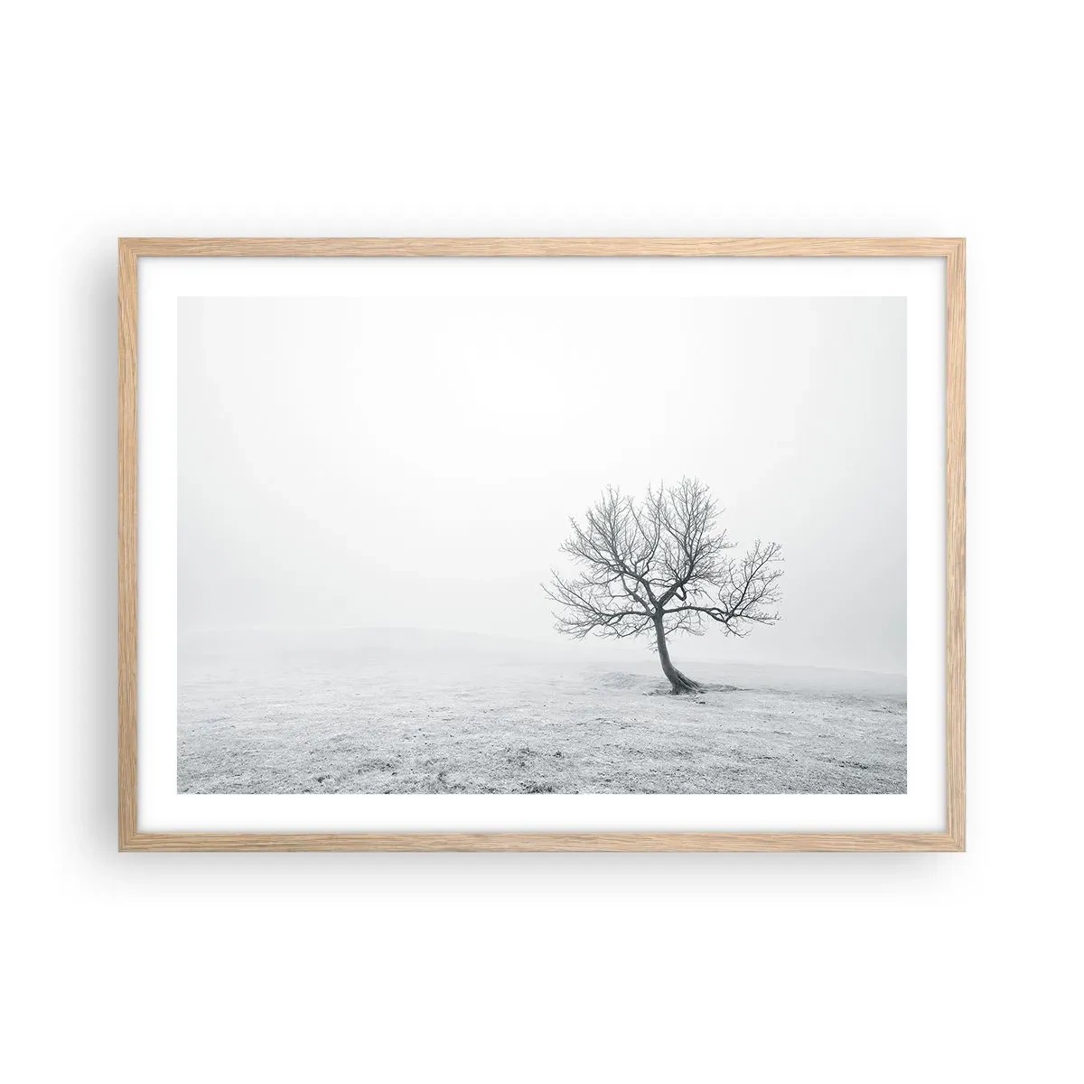 Een poster in een licht eiken lijst - Tegen het niets - 70x50 cm