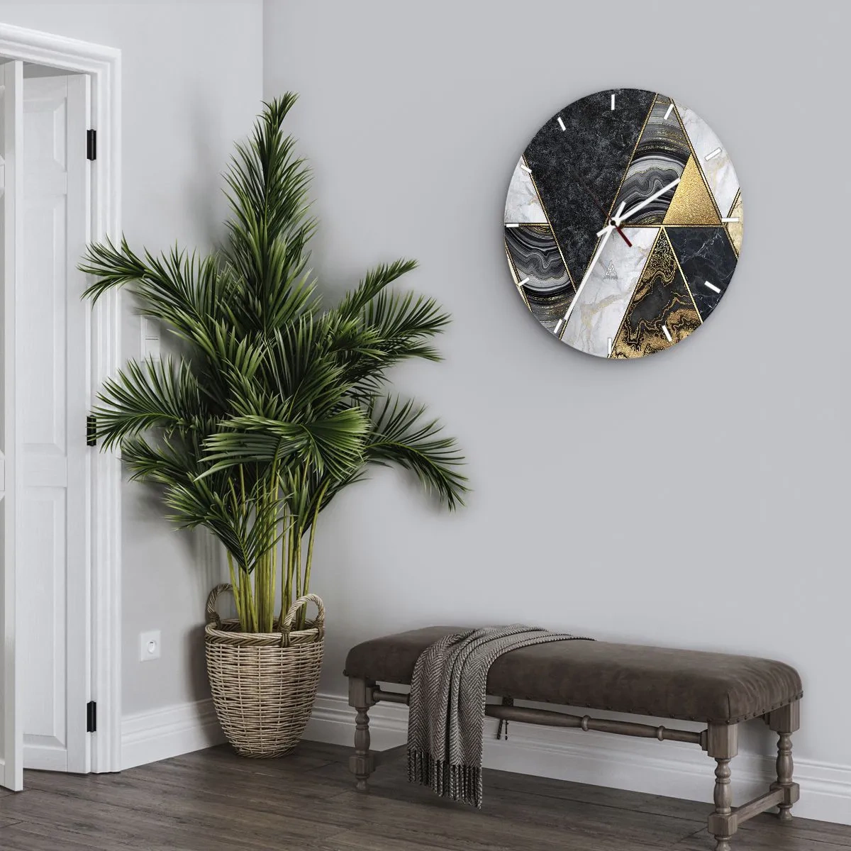 Wandklok - Klok - Gouden en marmeren driehoeken in een geometrisch mozaïek - 30x30cm - Steen bij steen - Moderne wanddecoratie voor woonkamer, keuken en slaapkamer ARTTOR