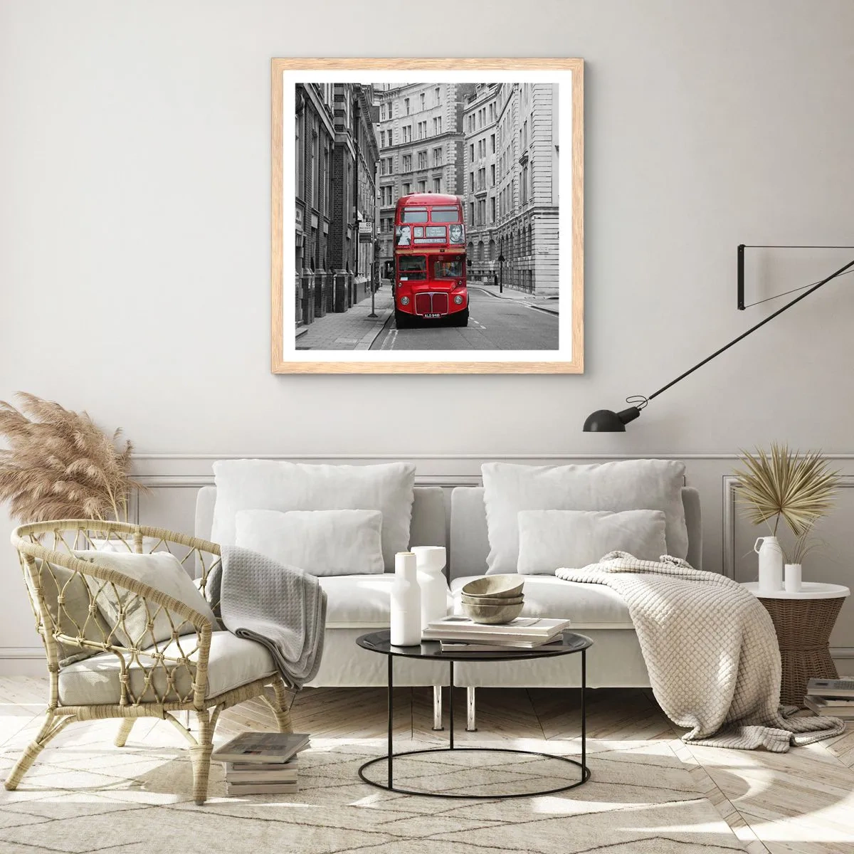 Een poster in een licht eiken lijst - Het dagelijkse leven hoeft niet grijs te zijn - 50x50 cm