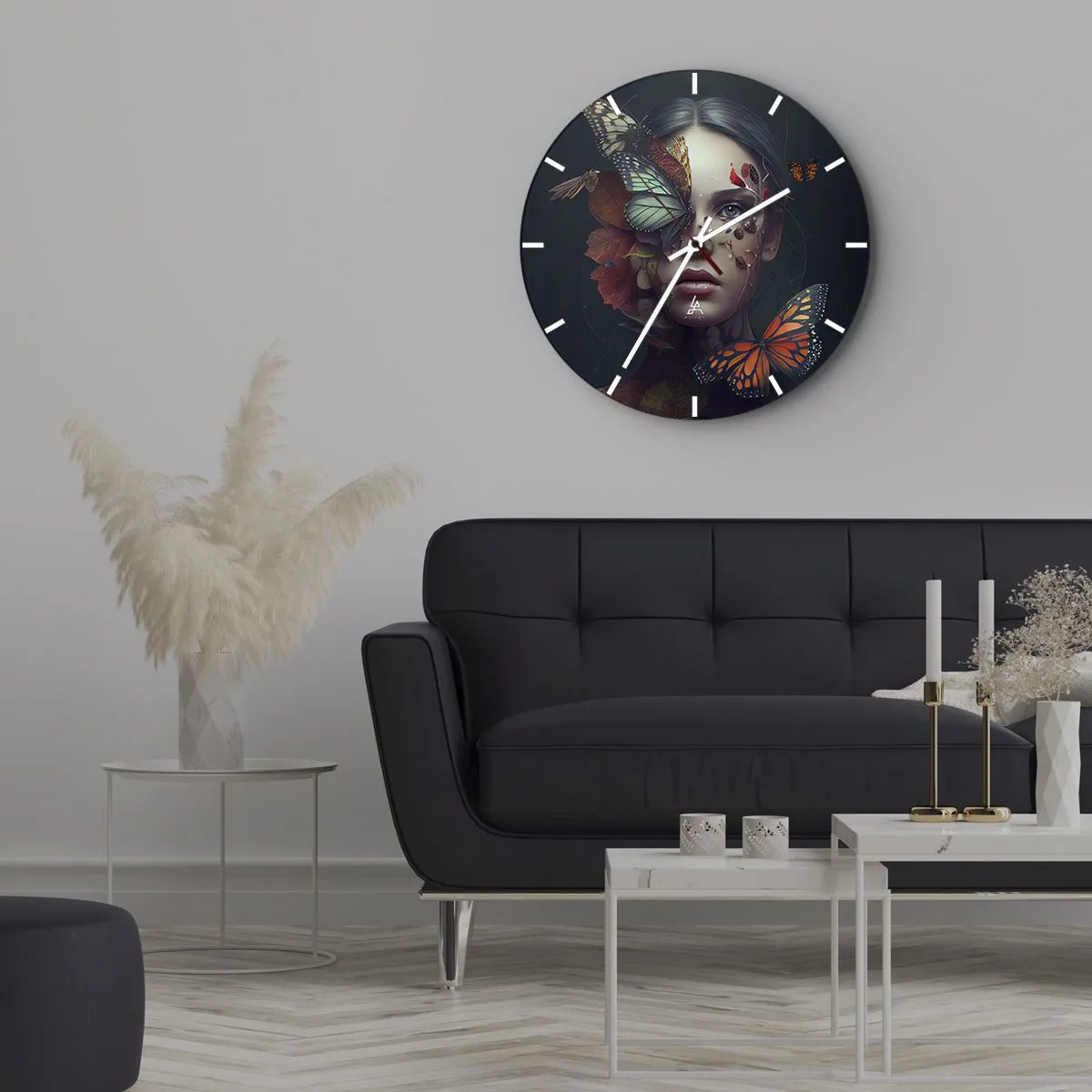 Wandklok - Klok - Een vrouw met vlinders en bladeren op haar gezicht in een artistieke compositie. - 30x30cm - Een prachtige metamorfose - Moderne wanddecoratie voor woonkamer, keuken en slaapkamer ARTTOR