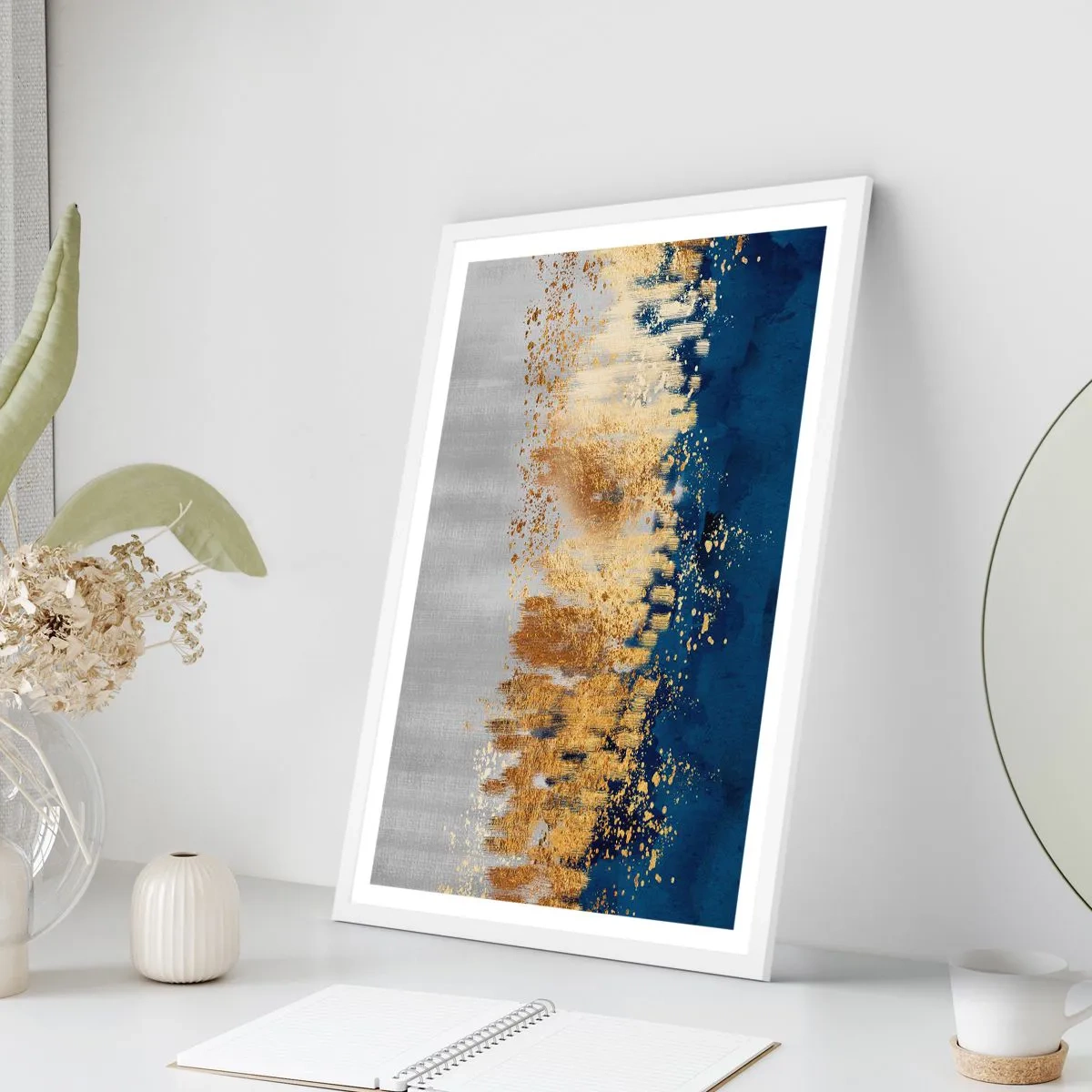 Poster in een witte lijst - Een moderne compositie met sprankeling - 70x100 cm