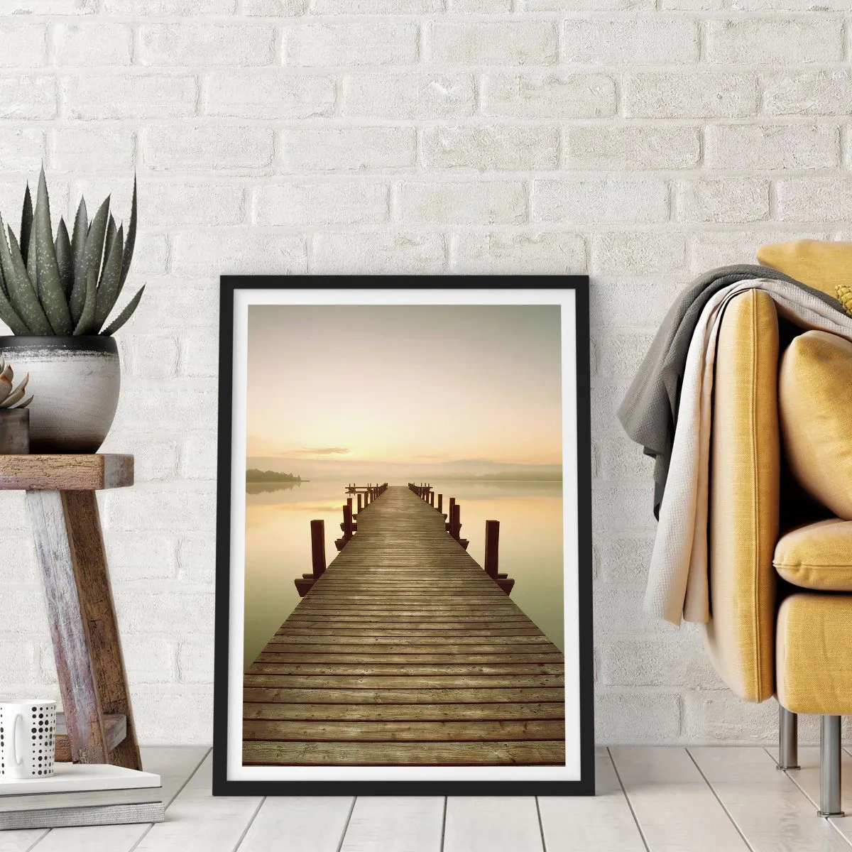 Poster in een zwarte lijst - Aanbreken van de dag, licht - 61x91 cm