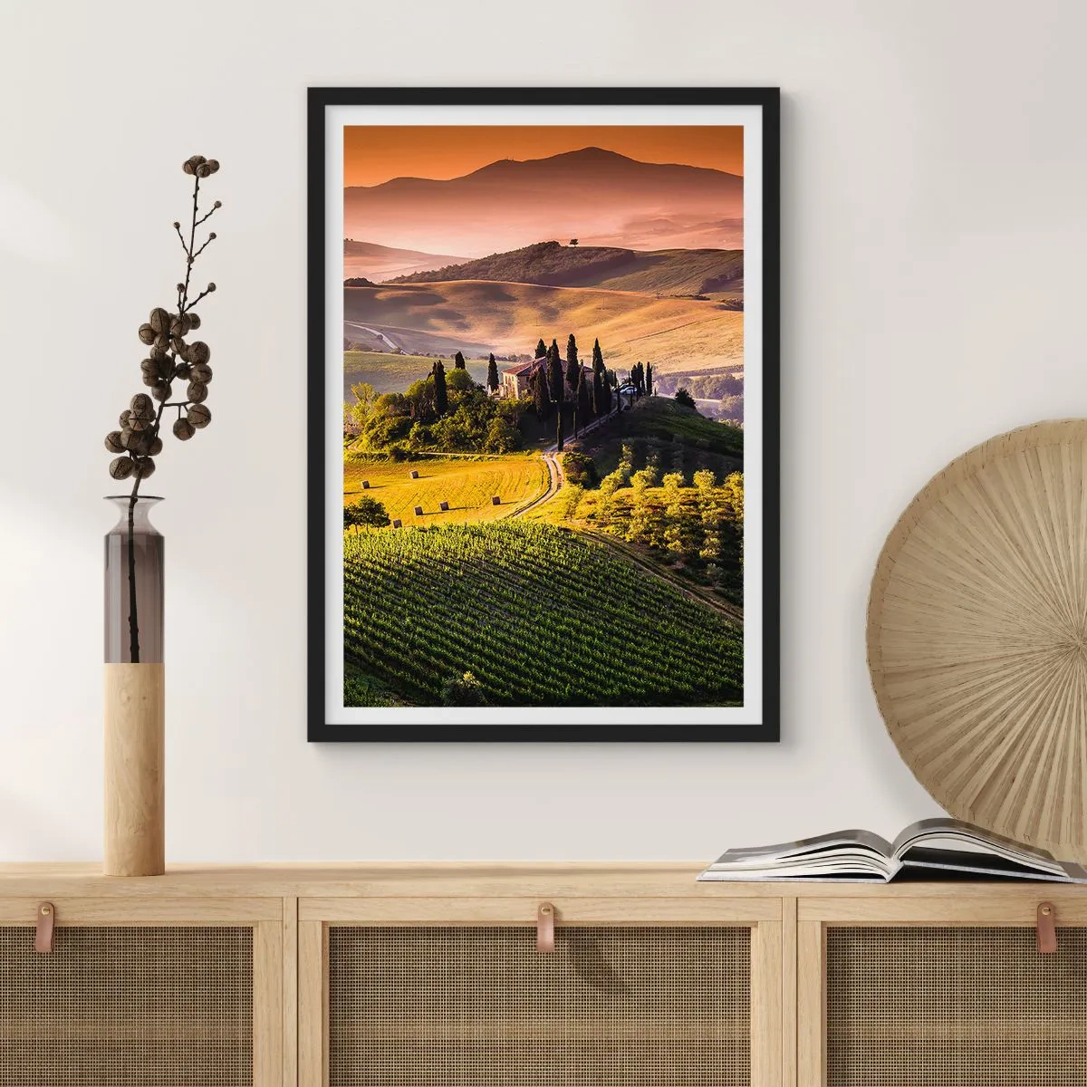 Poster in een zwarte lijst - Arcadia - het Toscaanse landschap - 70x100 cm
