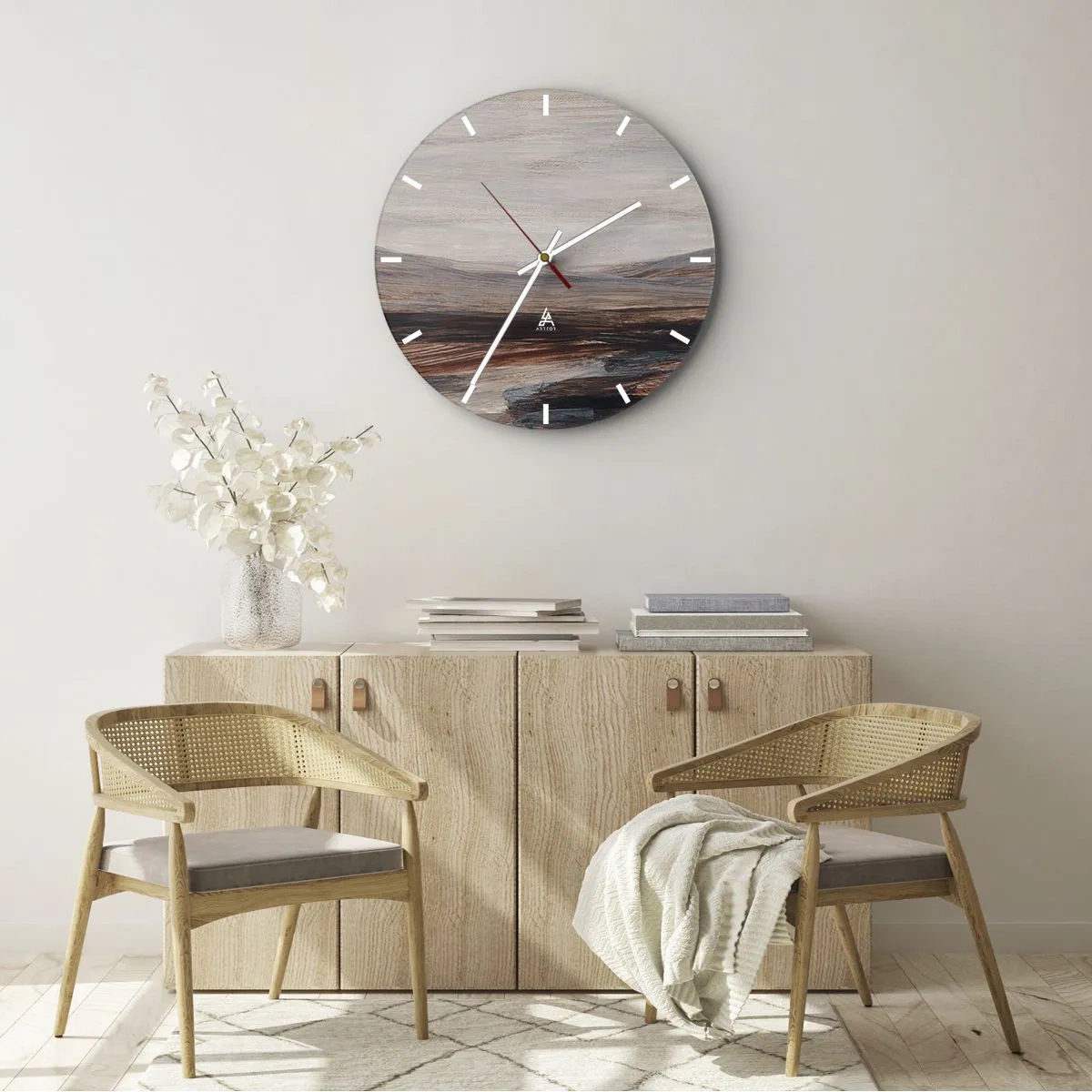 Wandklok - Klok - Een bruingrijze vallei met bergen op de achtergrond in een schilderachtige stijl - 30x30cm - Een rustige vallei - Moderne wanddecoratie voor woonkamer, keuken en slaapkamer ARTTOR