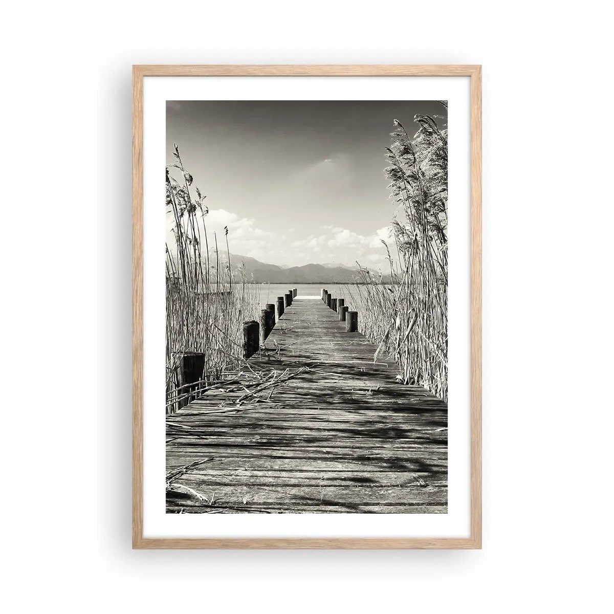 Een poster in een licht eiken lijst - In de stilte van het gras - 50x70 cm