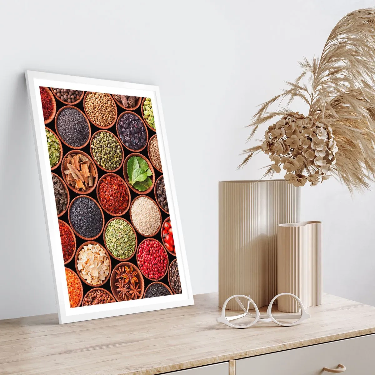 Poster in een witte lijst - Alle smaken van de wereld - 70x100 cm