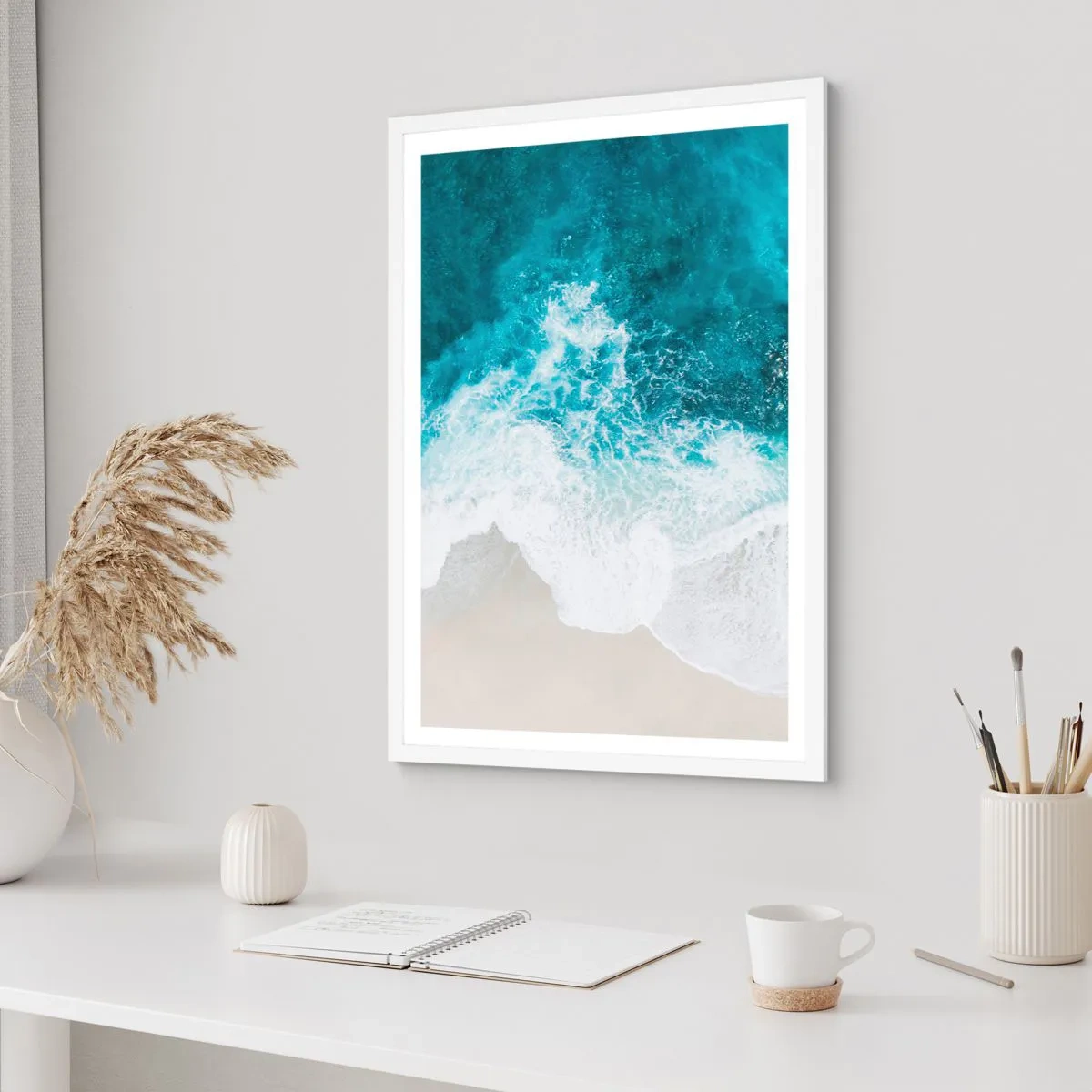 Poster in een witte lijst - Natuurlijke streling - 40x50 cm