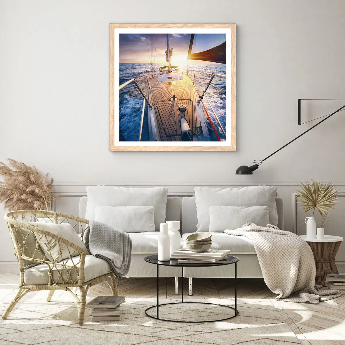 Een poster in een licht eiken lijst - Lopend op de golven - 40x40 cm