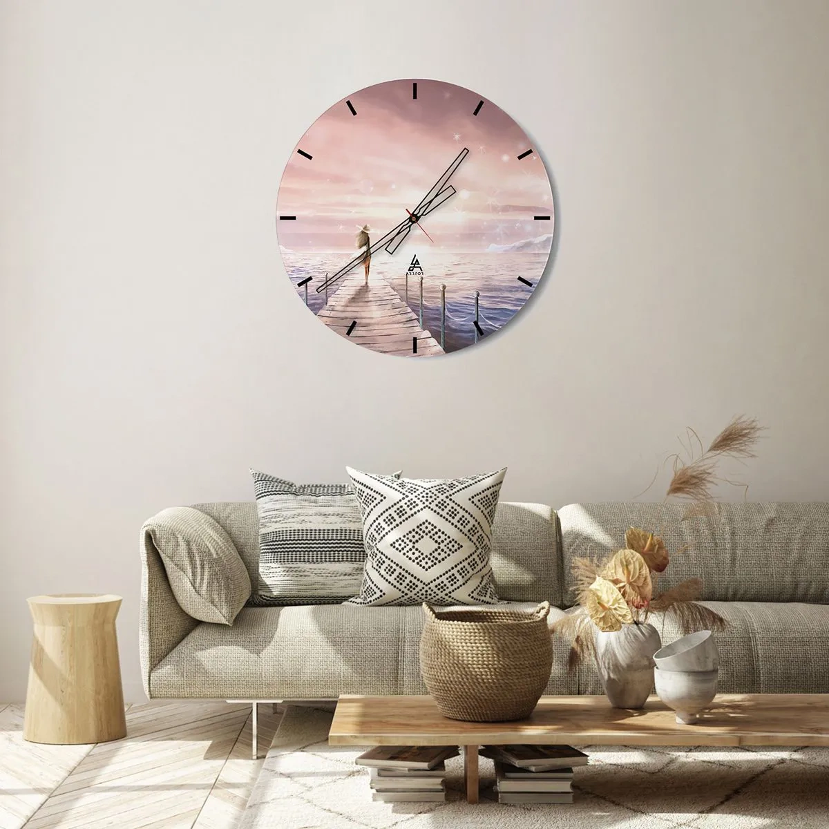 Wandklok - Klok - Een vrouw op een pier in een pastelkleurig, magisch landschap - 30x30cm - In het licht van een droom - Moderne wanddecoratie voor woonkamer, keuken en slaapkamer ARTTOR