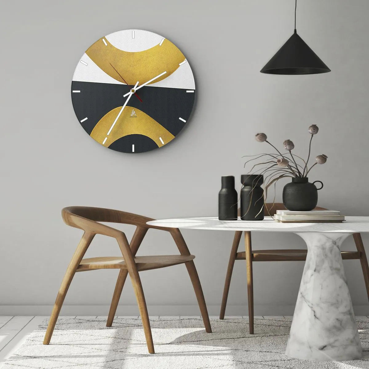Wandklok - Klok - Abstracte gouden vormen op een zwart-witte achtergrond - 30x30cm - Ten eerste: goud - Moderne wanddecoratie voor woonkamer, keuken en slaapkamer ARTTOR