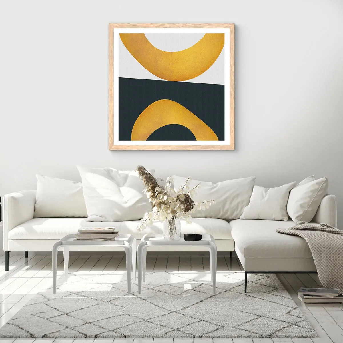 Een poster in een licht eiken lijst - Ten eerste: goud - 50x50 cm