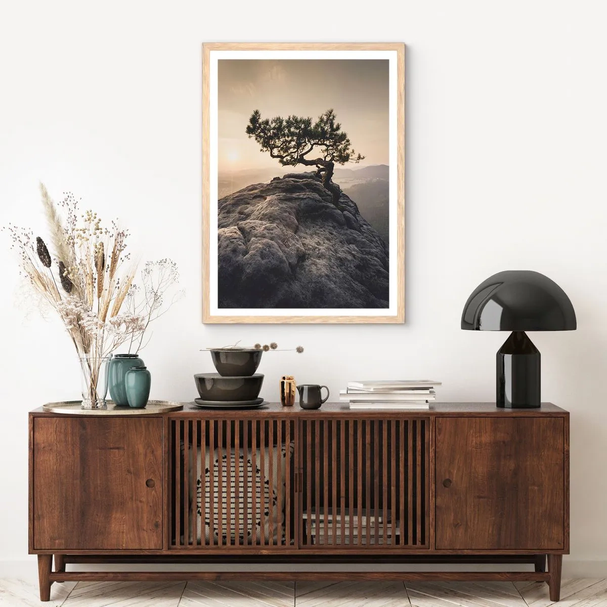 Een poster in een licht eiken lijst - Het leven wint altijd - 50x70 cm