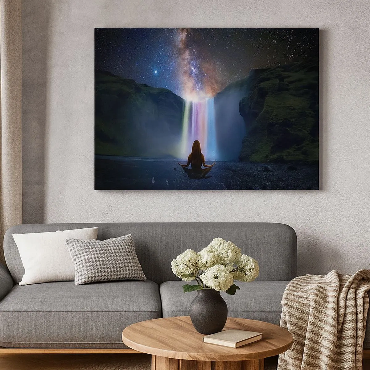 Schilderen op canvas - Meditatie voor een waterval tussen de sterren - 70x50cm - Absolute harmonie - Moderne wanddecoratie voor woonkamer en slaapkamer ARTTOR
