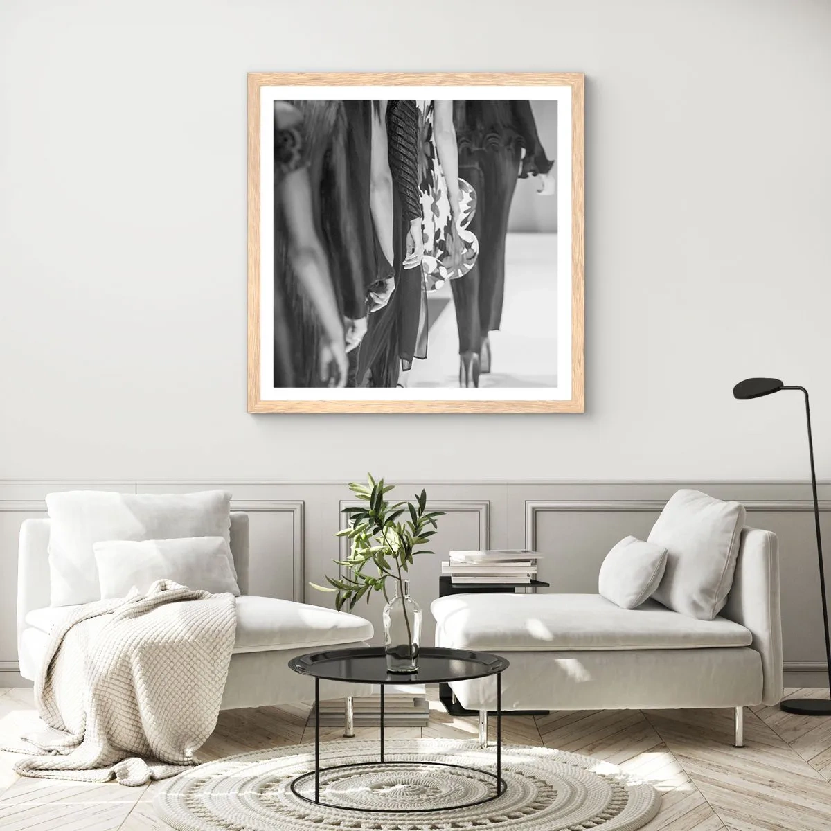 Een poster in een licht eiken lijst - Een stijlvolle optocht - 30x30 cm