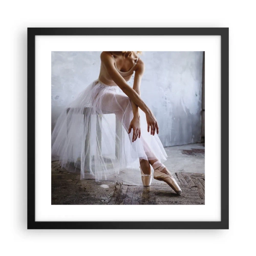 Poster in een zwarte lijst - Voordat de oprijlichten schijnen - 40x40 cm