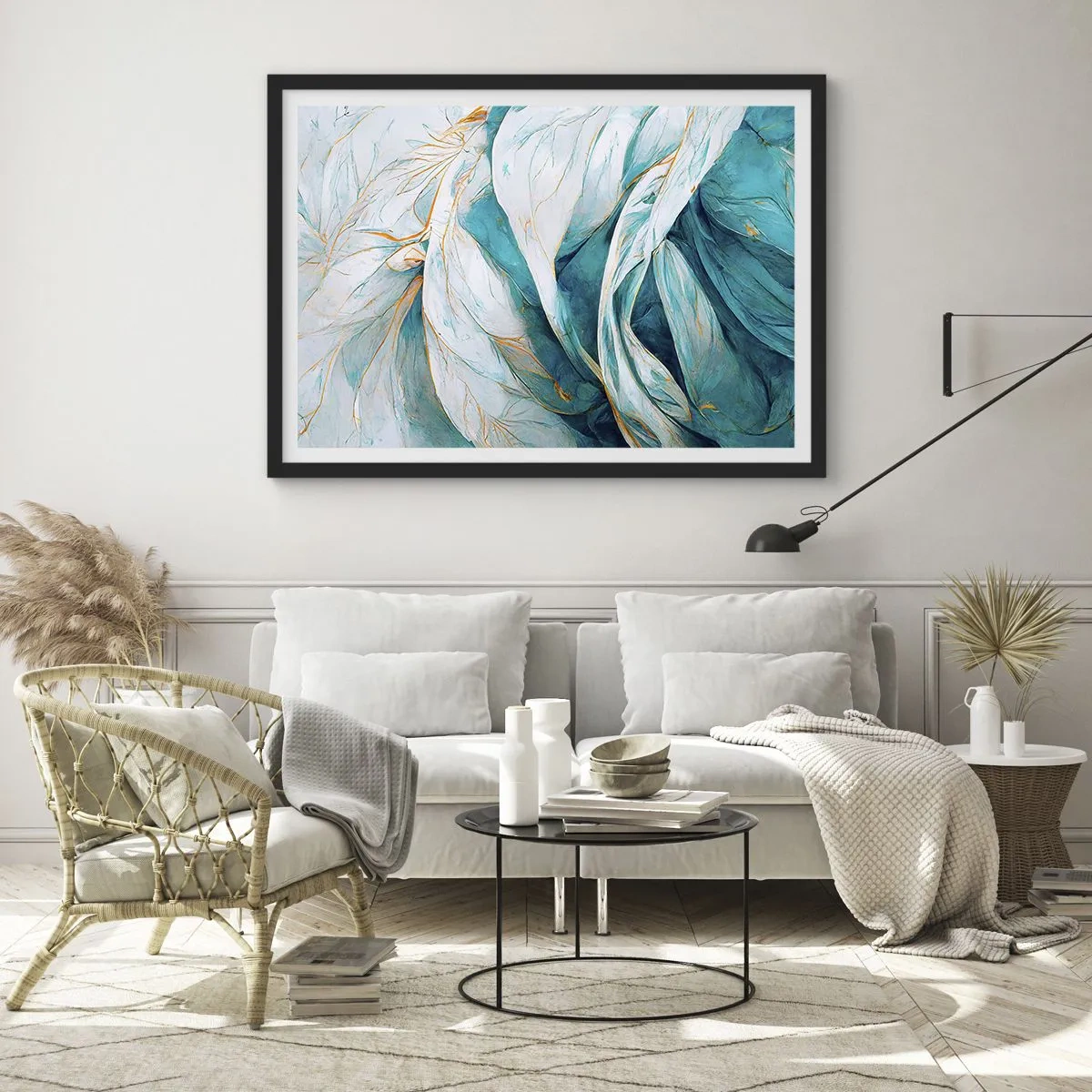 Poster in een zwarte lijst - Blauwe abstractie met een gouden motief - 100x70 cm