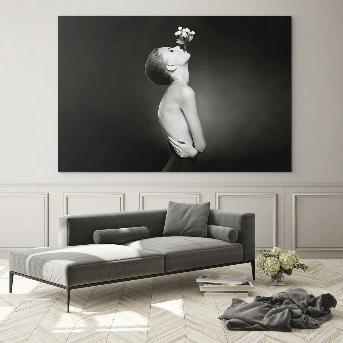 Schilderen op glas - Een vrouw met een bloem in haar mond op een zwart-witportret - 70x50cm - Excentrieke elegantie - Moderne wanddecoratie voor woonkamer en slaapkamer ARTTOR