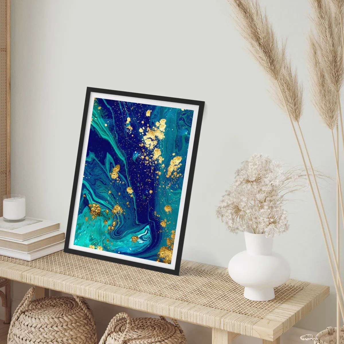 Poster in een zwarte lijst - De bloemblaadjes van de zon - 70x100 cm