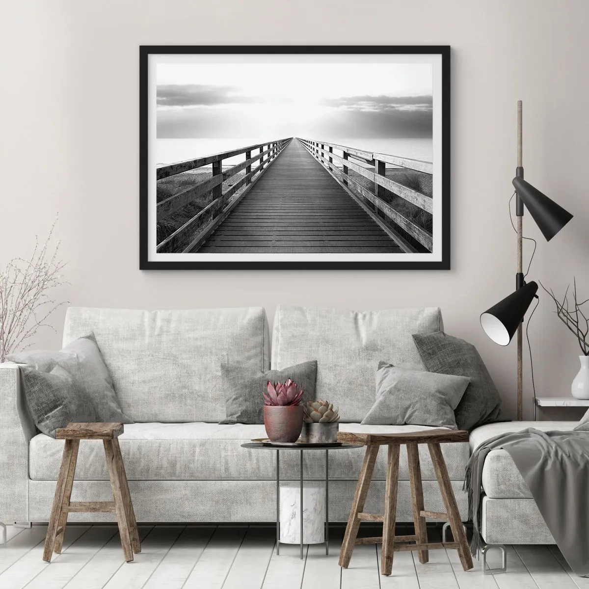 Poster in een zwarte lijst - In de verte ... - 91x61 cm