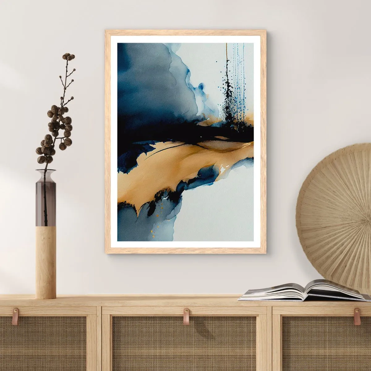 Een poster in een licht eiken lijst - Achter het gordijn - 30x40 cm