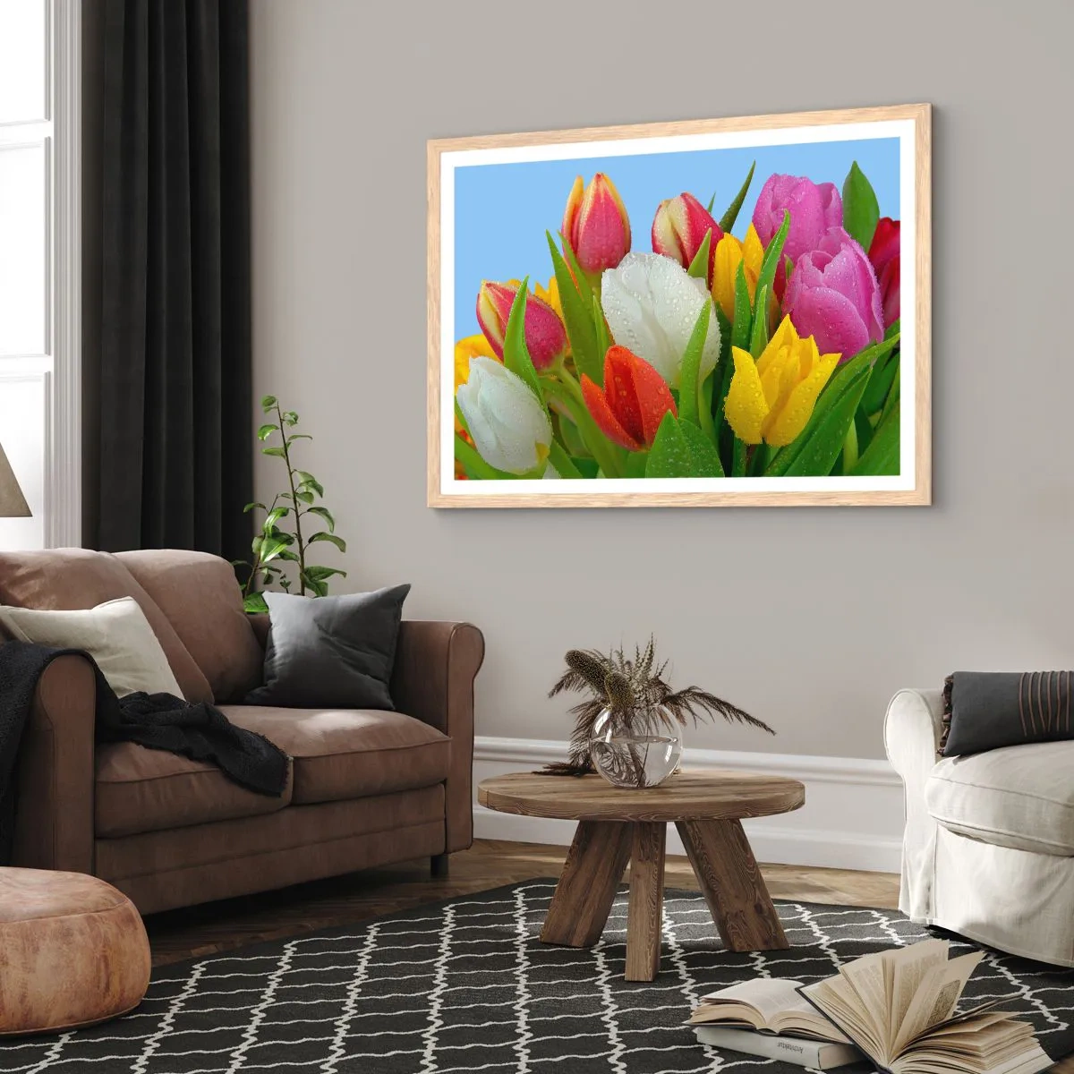 Een poster in een licht eiken lijst - Een bloemenregenboog in dauwdruppels - 91x61 cm