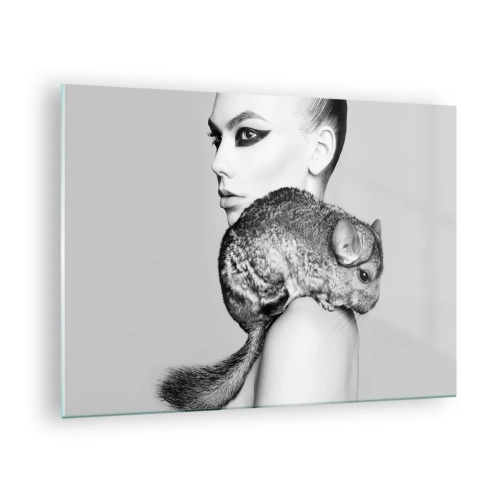 Schilderen op glas - Portret van een vrouw met een chinchilla in zwart-wit - 70x50cm - Dame met een chinchilla - Moderne wanddecoratie voor woonkamer en slaapkamer ARTTOR