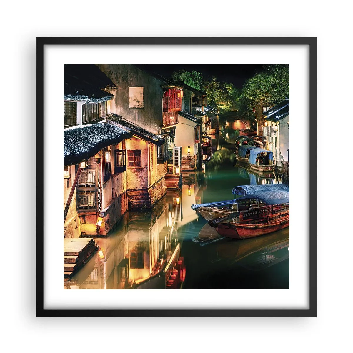 Poster in een zwarte lijst - Een avond op een Chinese straat - 50x50 cm