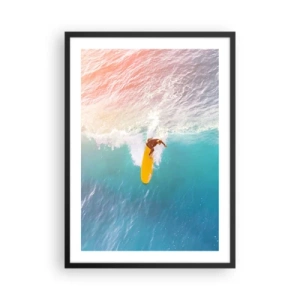 Poster in een zwarte lijst - Een surfer die op een golf rijdt in de stralen van de ondergaande zon - 50x70cm - De oceaanruiter - Moderne wanddecoratie voor woonkamer en slaapkamer ARTTOR