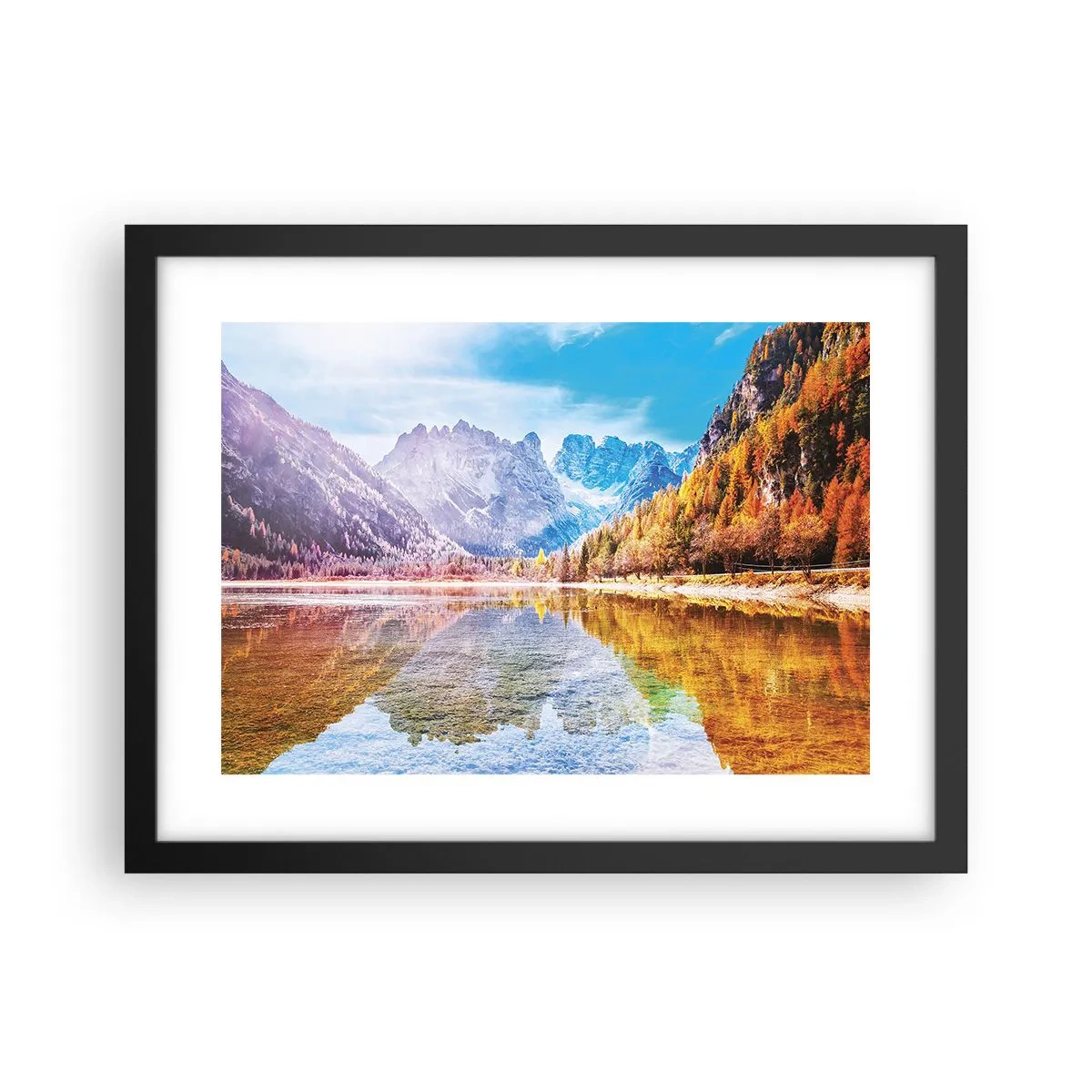 Poster in een zwarte lijst - En het is al herfst in de bergen - 40x30 cm