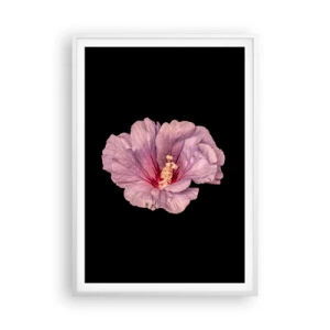 Poster in een witte lijst - Recht in het hart - 70x100 cm