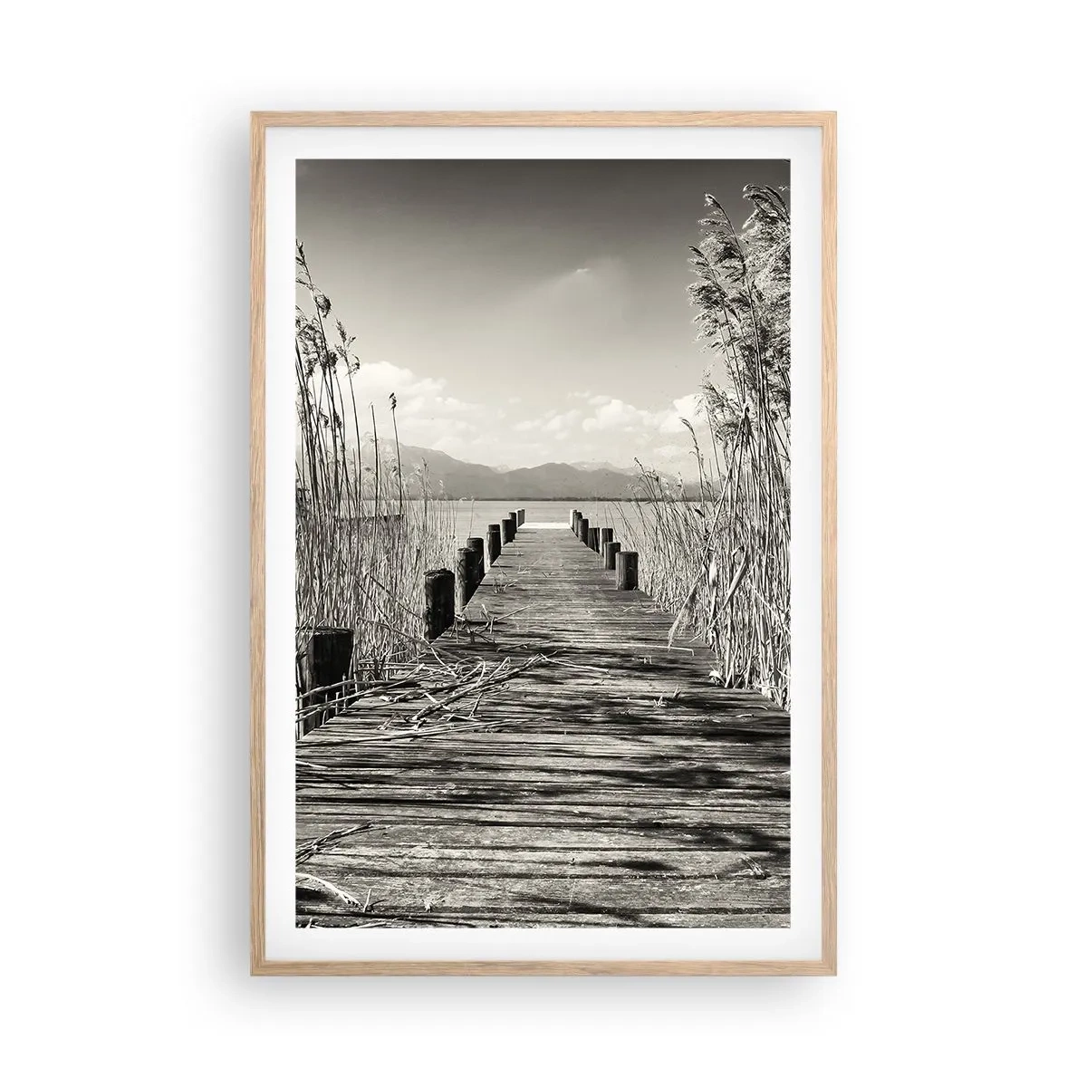 Een poster in een licht eiken lijst - In de stilte van het gras - 61x91 cm