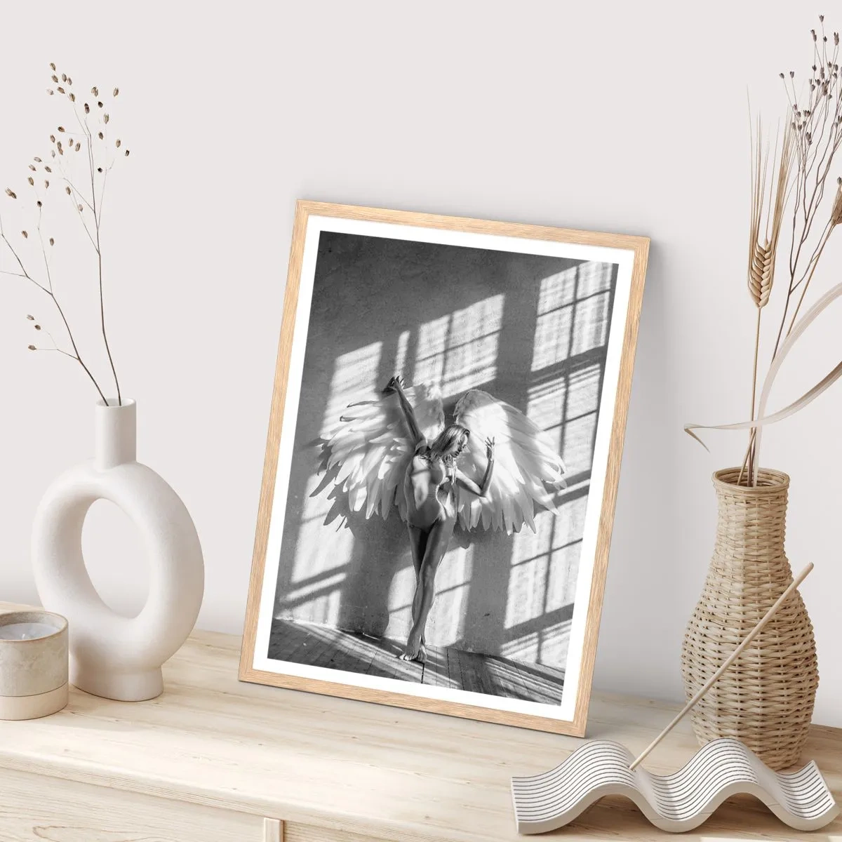 Een poster in een licht eiken lijst - Recht uit de hemel - 50x70 cm
