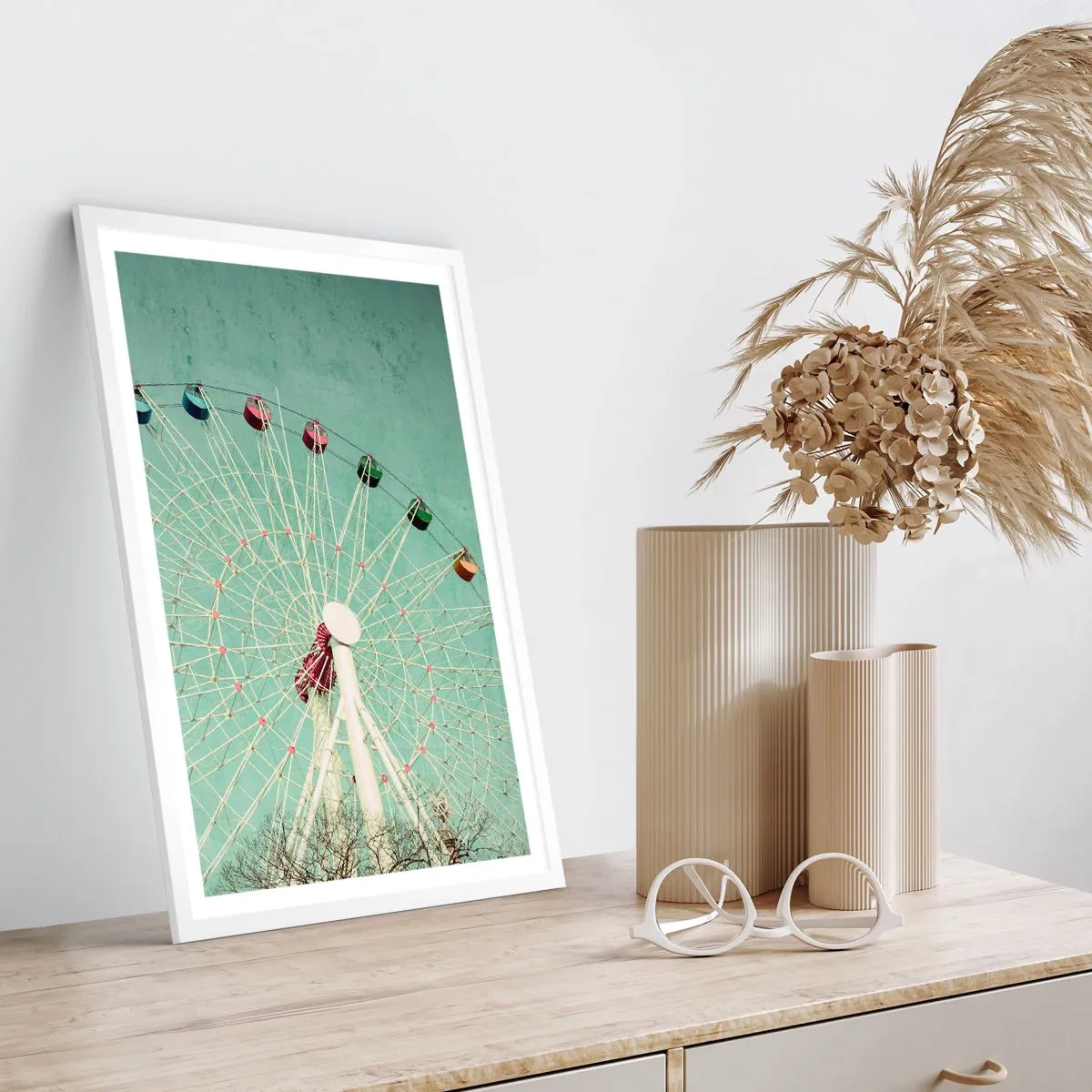 Poster in een witte lijst - Wij nodigen u uit om plezier te hebben - 50x70 cm