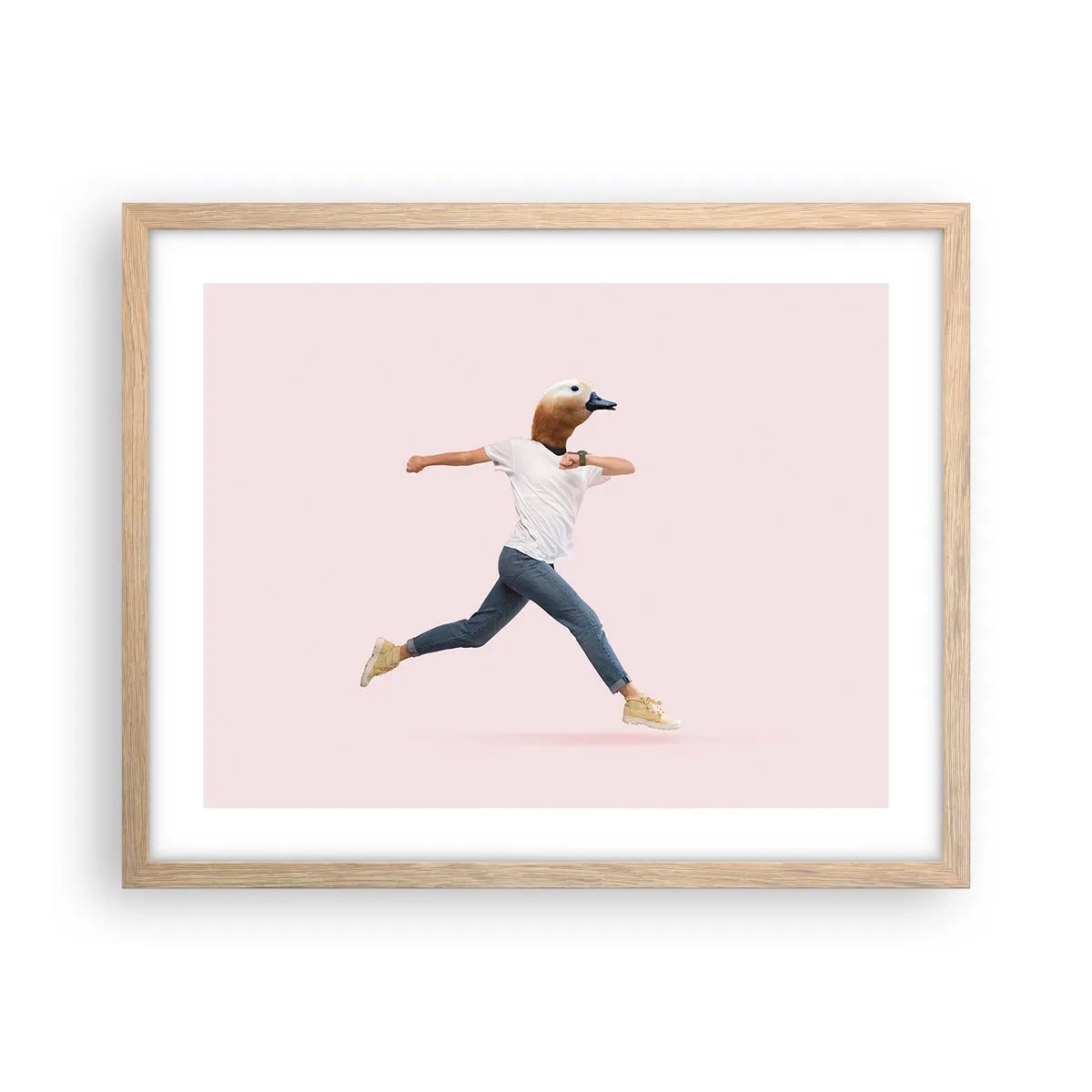 Een poster in een licht eiken lijst - Een snufje absurditeit - 50x40 cm