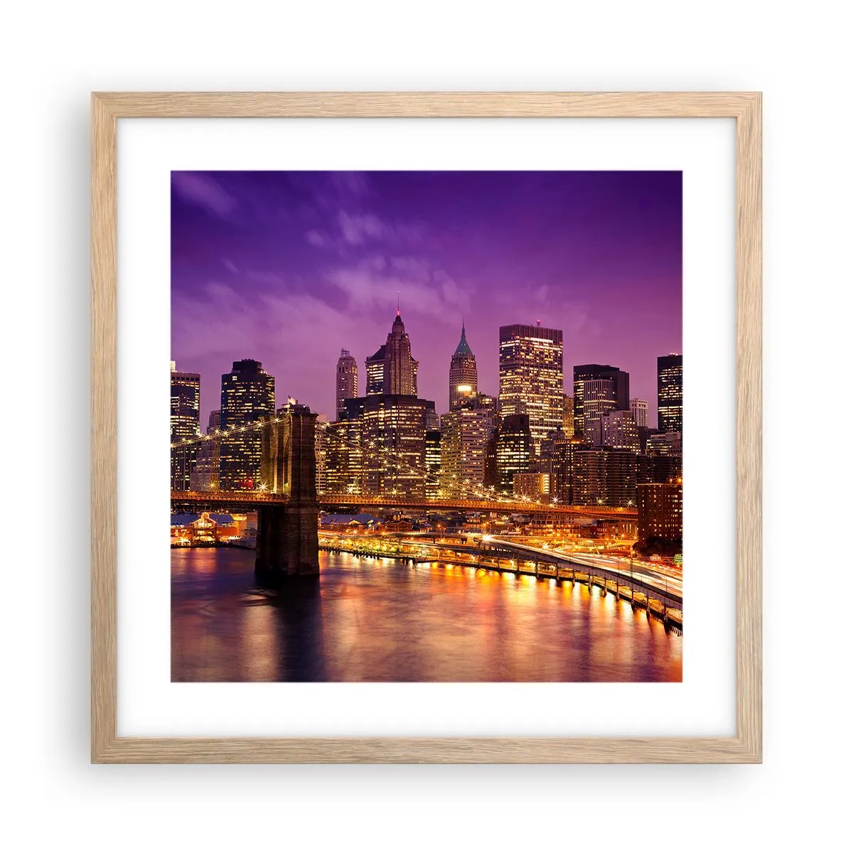 Een poster in een licht eiken lijst - Violet-goud Manhattan - 40x40 cm