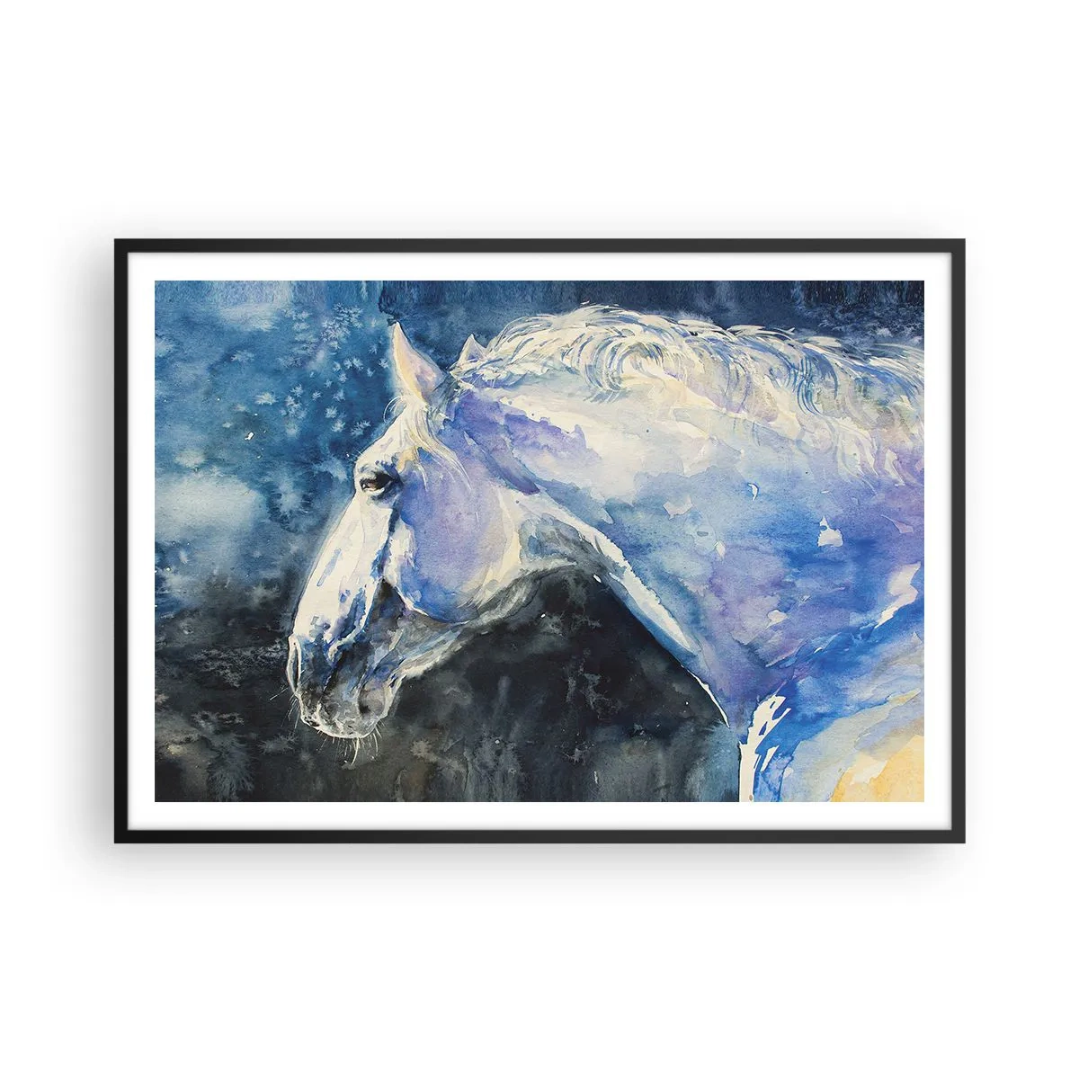 Poster in een zwarte lijst - Portret in een blauwe gloed - 100x70 cm