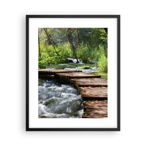 Poster in een zwarte lijst - Boven de schuimige waterval - 40x50 cm