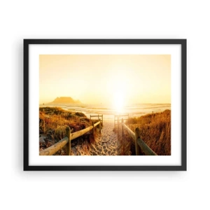 Poster in een zwarte lijst - Over het duin, richting de zon - 50x40 cm