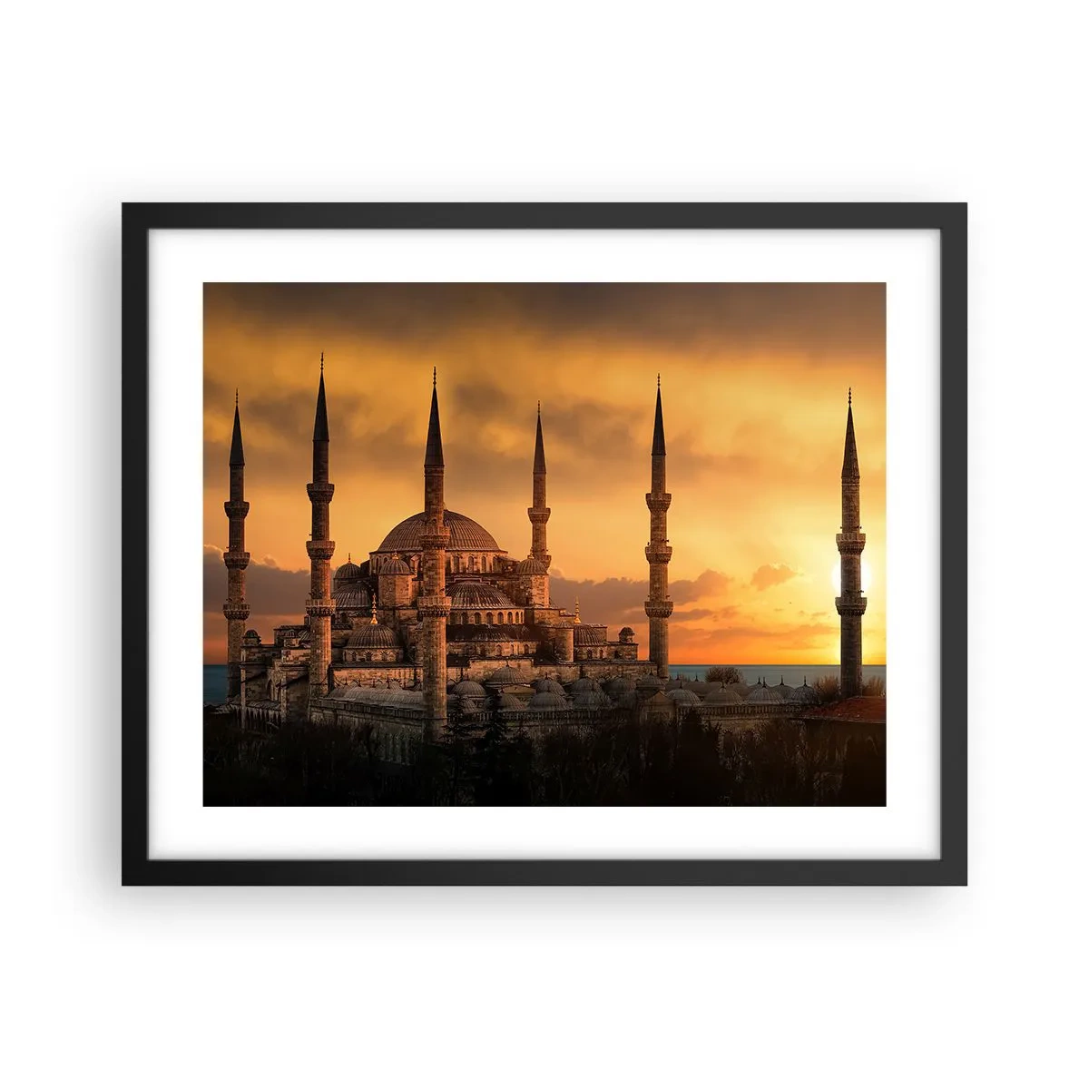 Poster in een zwarte lijst - God is geweldig - 50x40 cm
