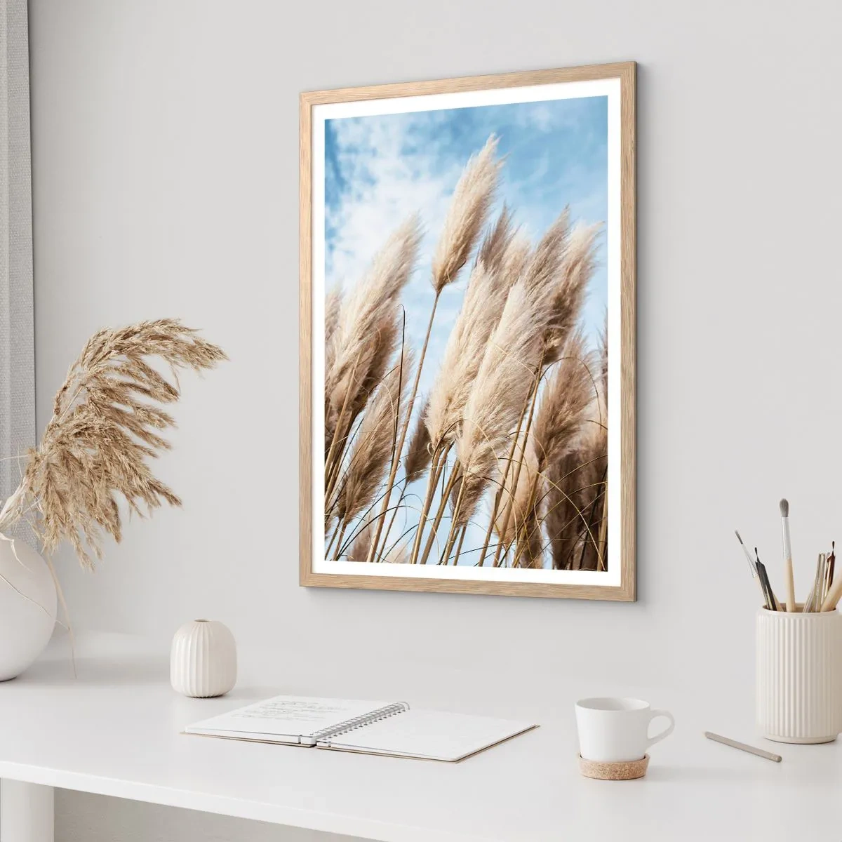 Een poster in een licht eiken lijst - Zonnige en winderige streling - 70x100 cm