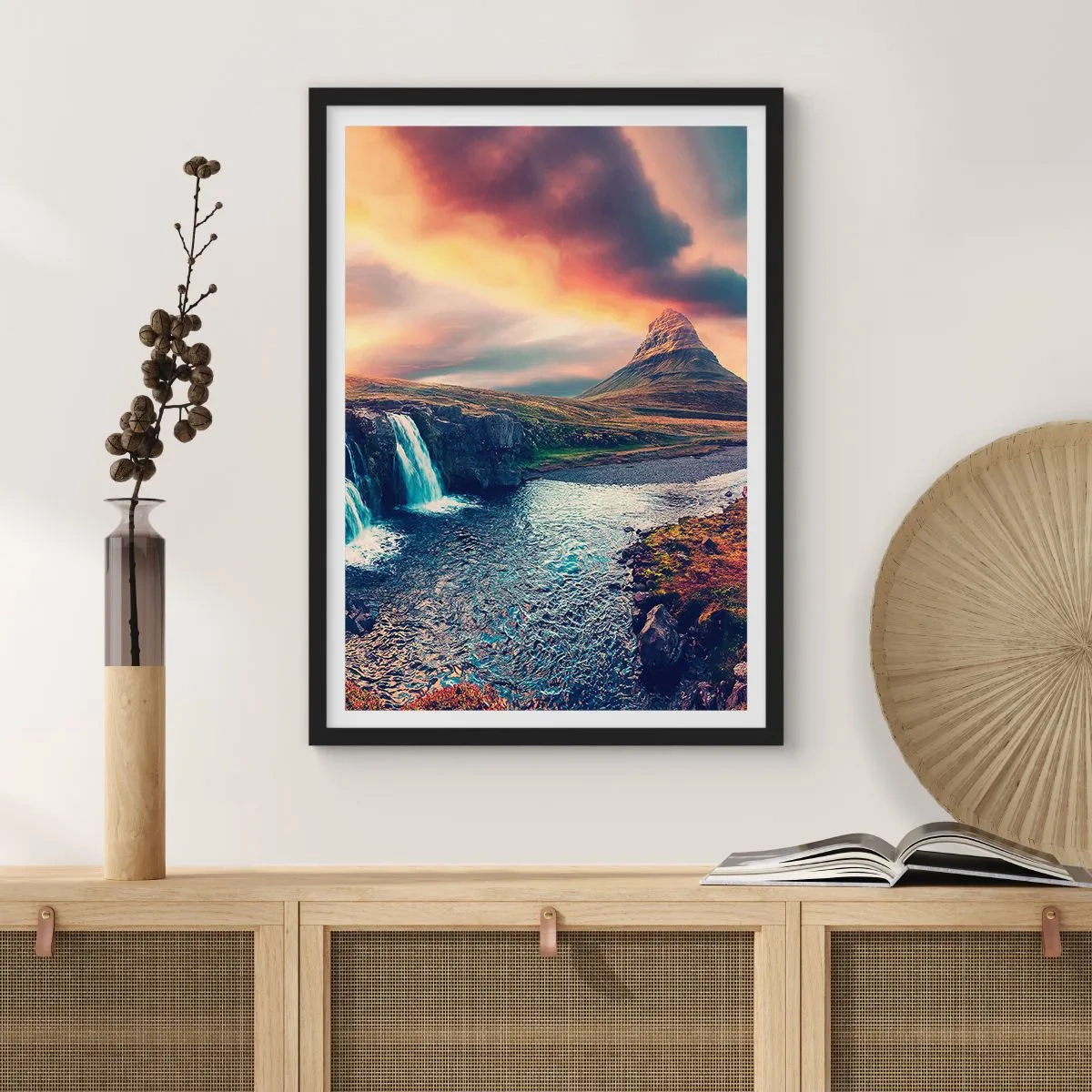 Poster in een zwarte lijst - In de majesteit van de natuur - 61x91 cm