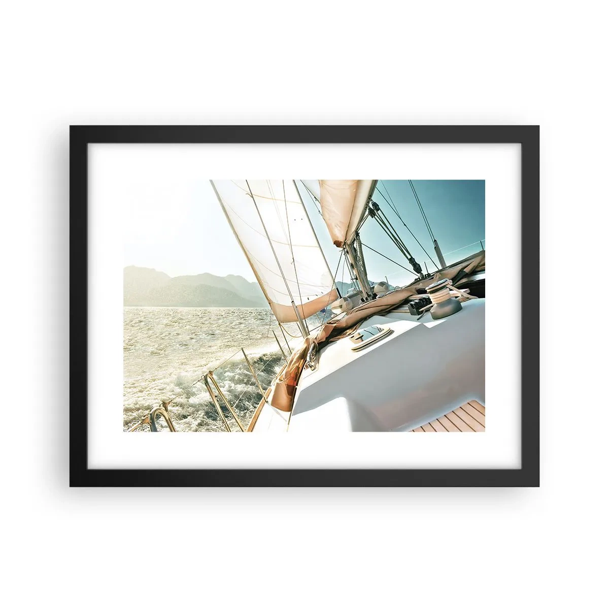 Poster in een zwarte lijst - Onder vol zeil - 40x30 cm
