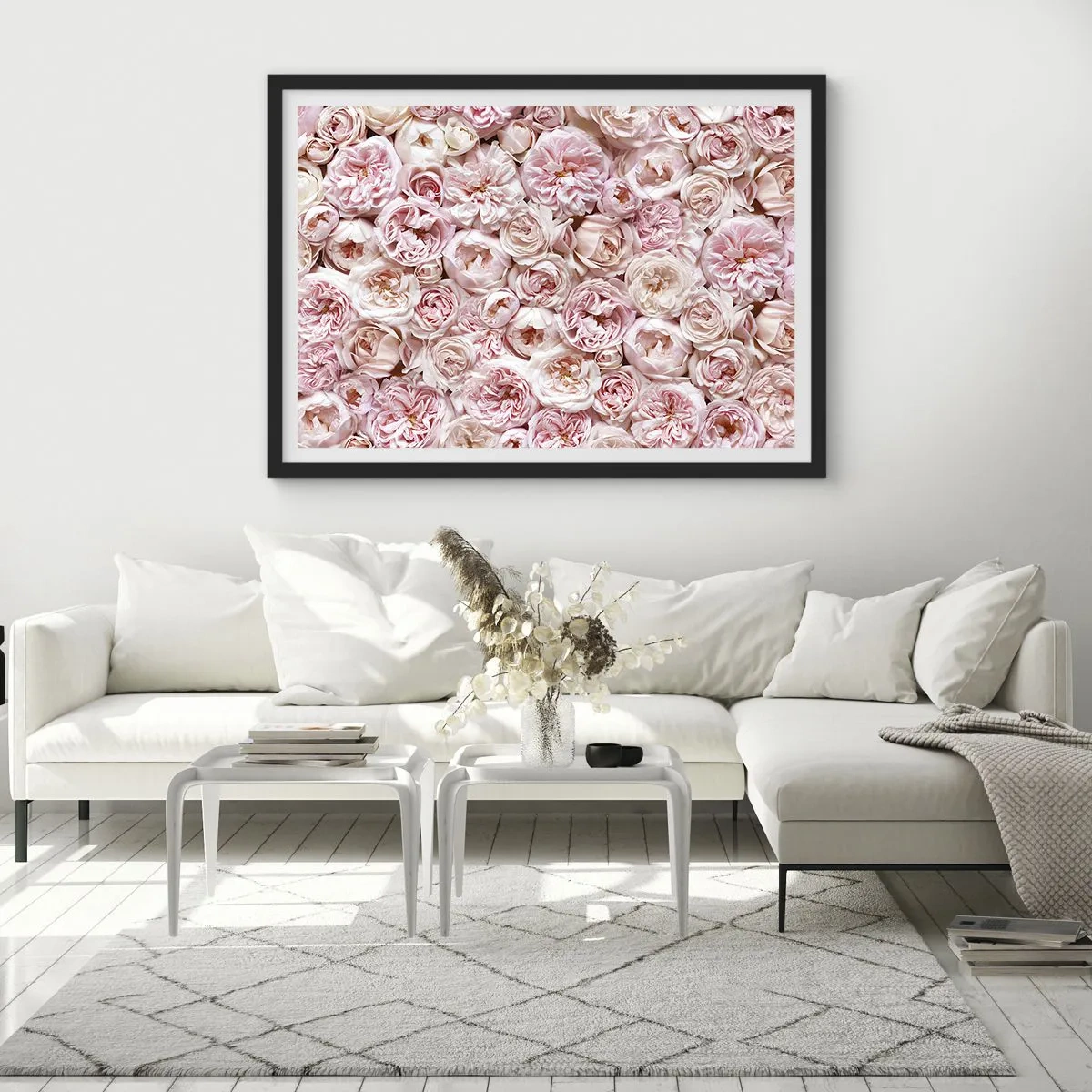 Poster in een zwarte lijst - Een bed van rozen - 70x50 cm