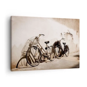 Schilderen op canvas - Twee fietsen leunend tegen een oude muur in retrostijl - 70x50cm - De onvergetelijke charme uit het verleden - Moderne wanddecoratie voor woonkamer en slaapkamer ARTTOR