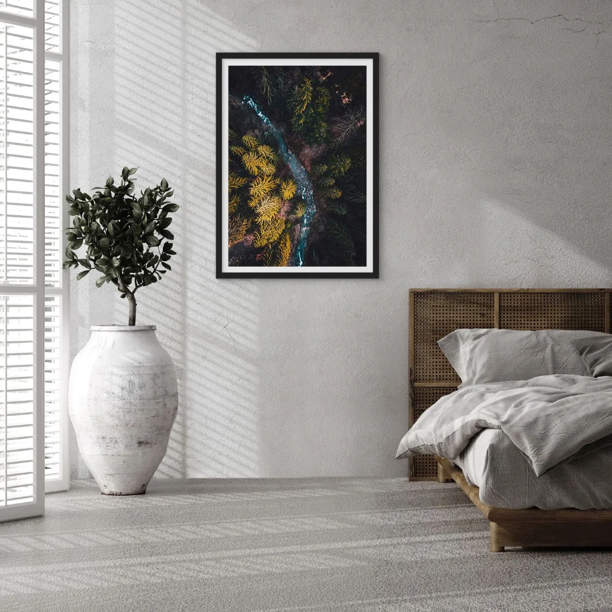 Poster in een zwarte lijst - Een vogelperspectief van een bosbeek - 50x70cm - Snel, sneller en sneller - Moderne wanddecoratie voor woonkamer en slaapkamer ARTTOR