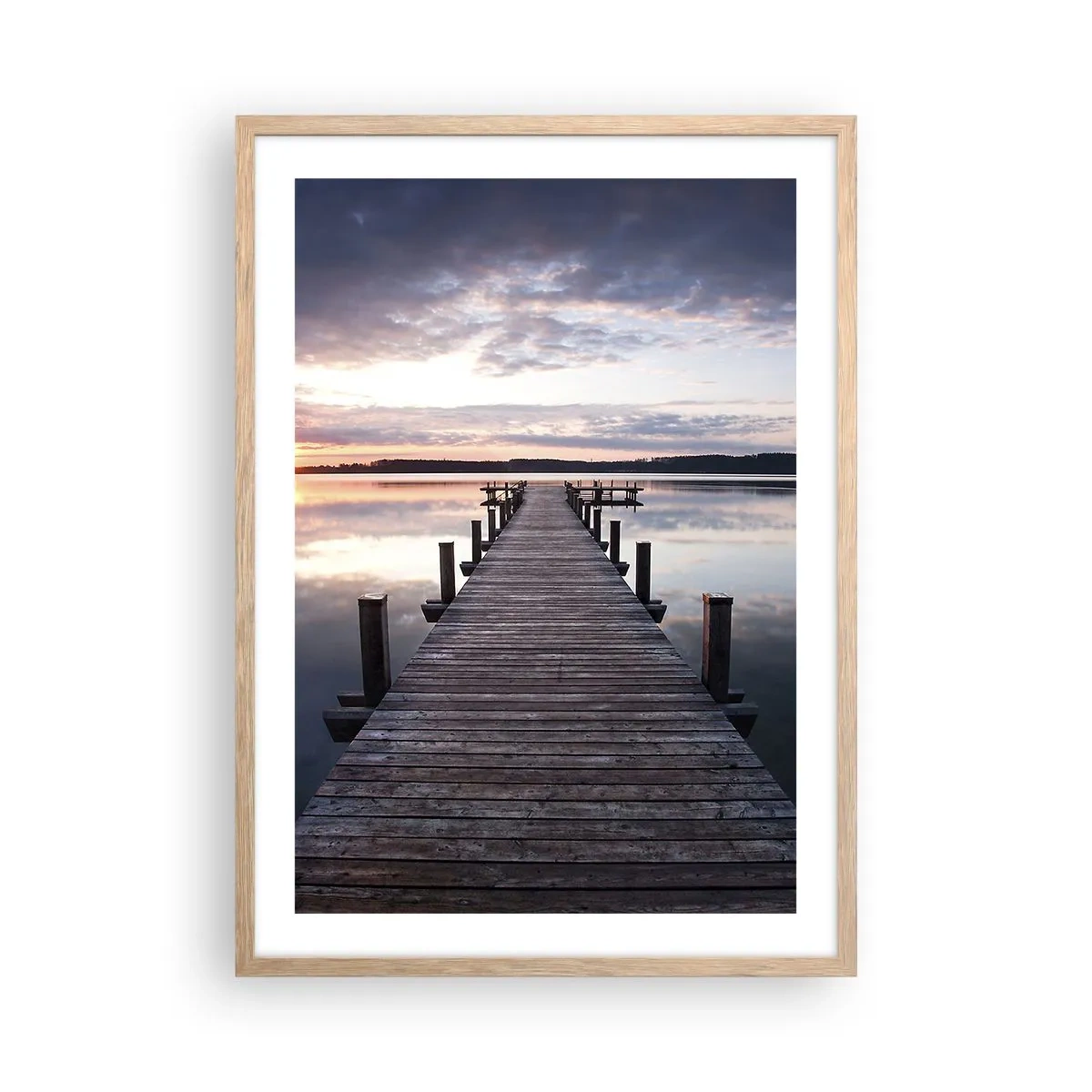 Een poster in een licht eiken lijst - Een rustige grens tussen dag en nacht - 50x70 cm