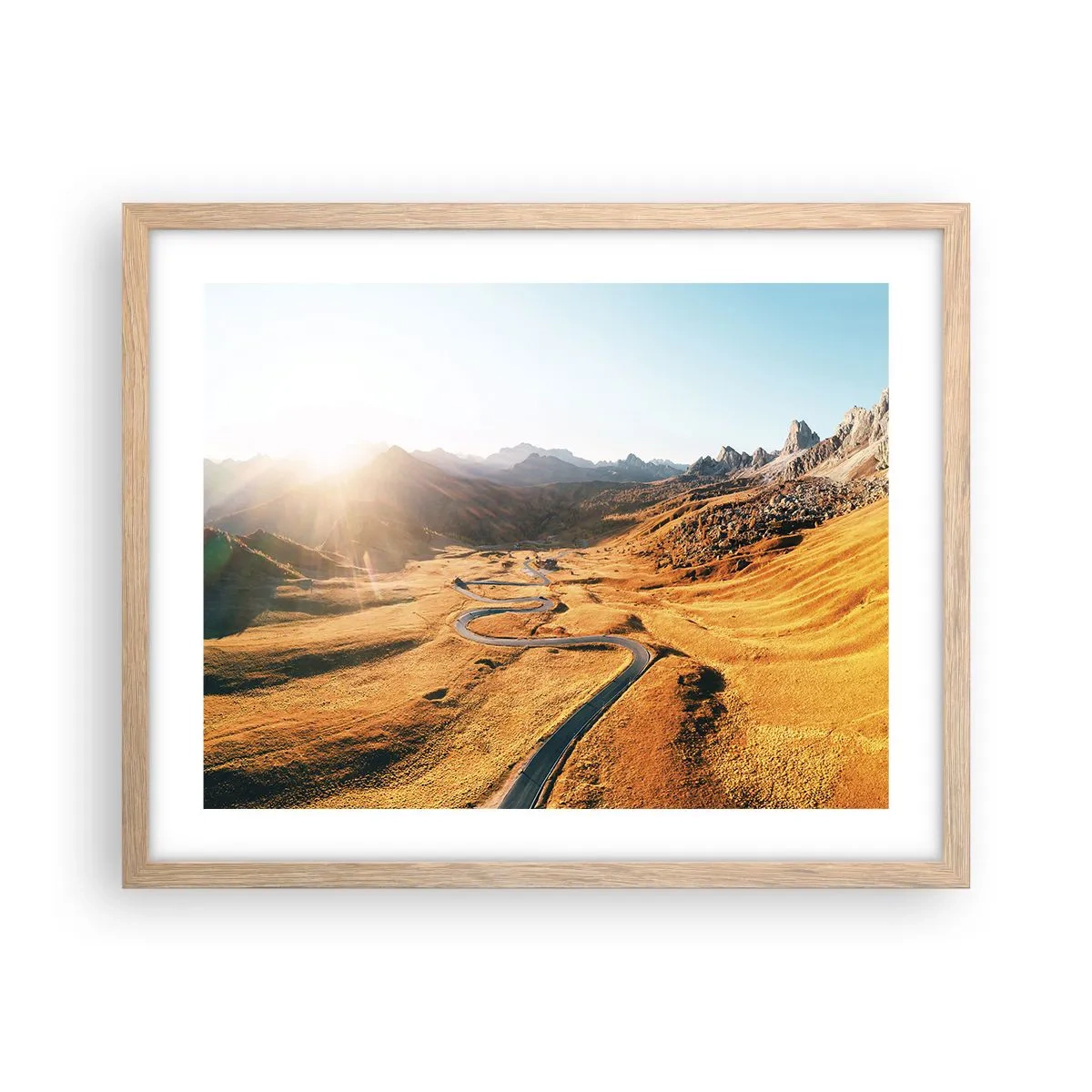 Een poster in een licht eiken lijst - In een gouden vallei - 50x40 cm