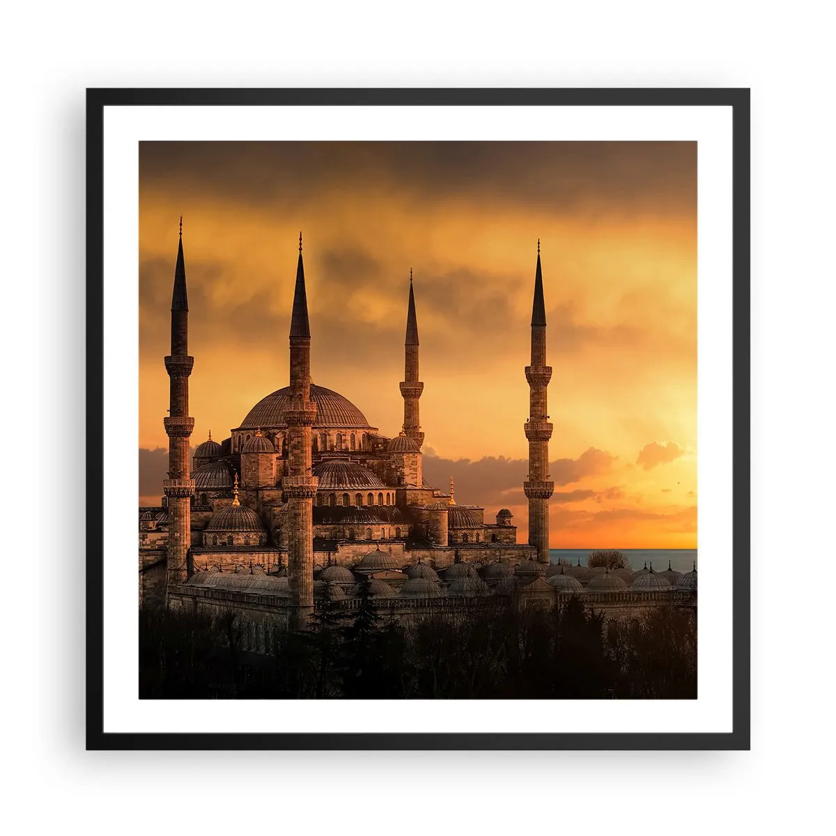 Poster in een zwarte lijst - God is geweldig - 60x60 cm